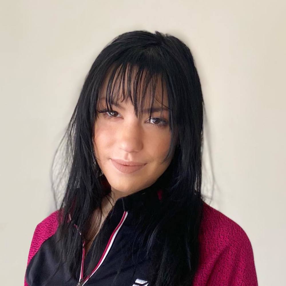 Meet your Posher, Alena